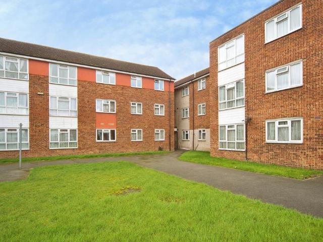 Flat for sale in Dagenham, Isle Of Man