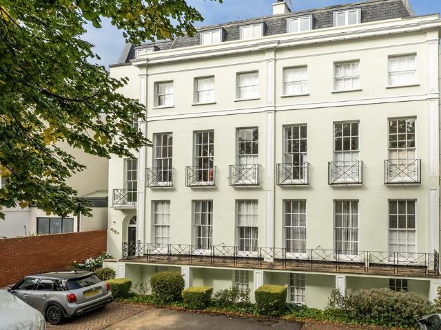 Flat for sale in Ewens Farm, Cheltenham