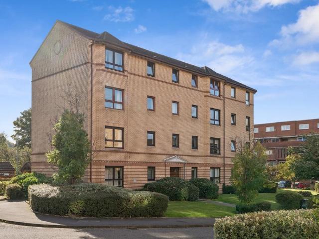 Flat for sale in Firhill, Glasgow