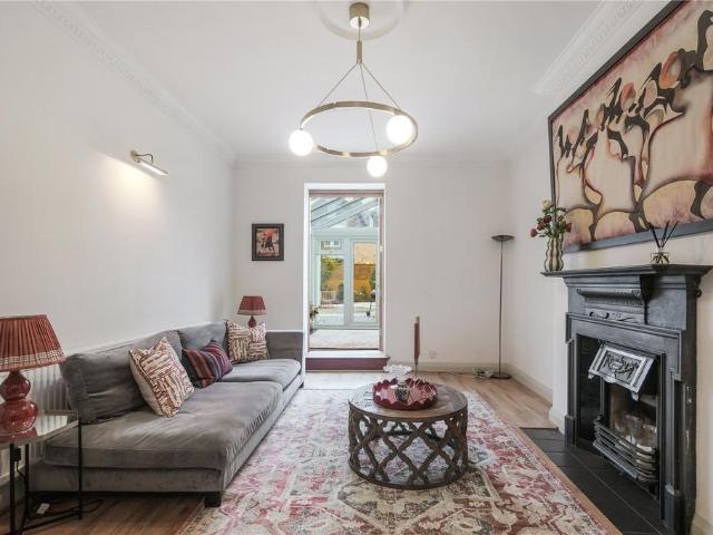 Flat for sale in London Borough of Brent, Greater London