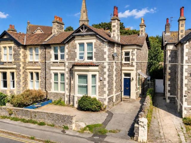 Flat for sale in Weston-super-mare, North Somerset