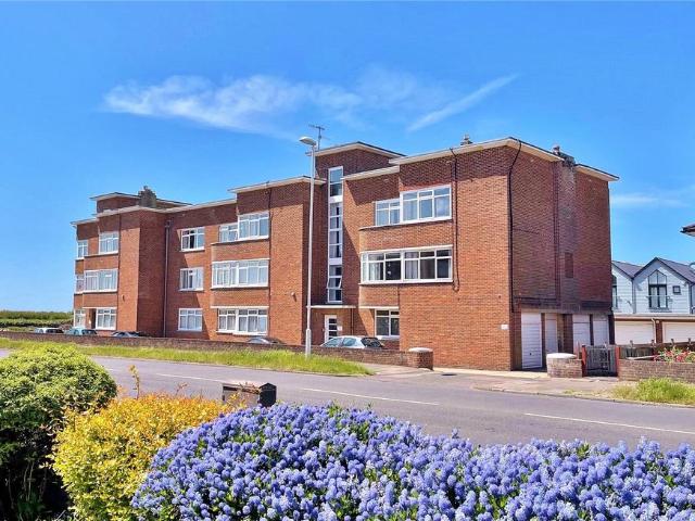 Flat for sale in West Worthing, Worthing