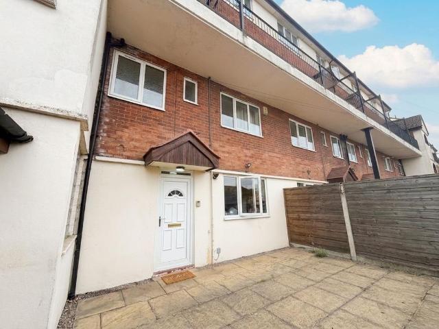 Flat for sale in Salford, Greater Manchester