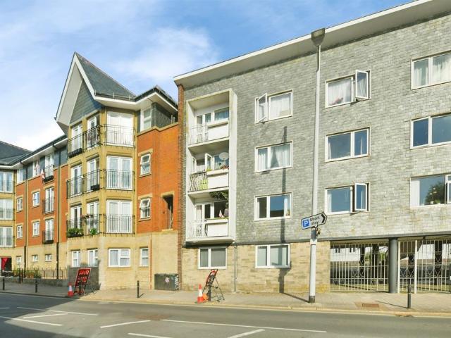 Flat for sale in Barbican, Mount Wise