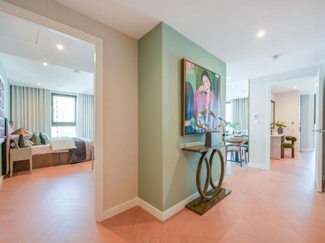 Flat for sale in Cubitt Town, Greater London