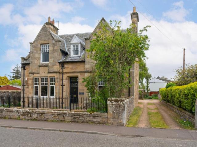 Flat for sale in Westfield, Cupar
