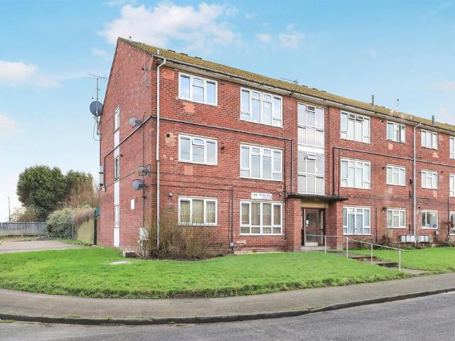 Flat for sale in Bilston, West Midlands