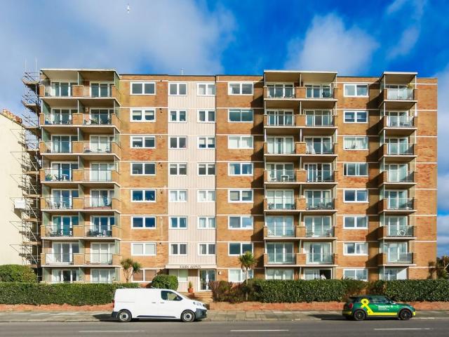 Flat for sale in Aldrington