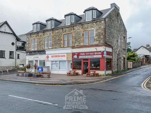 Flat for sale in Kirn, Scotland