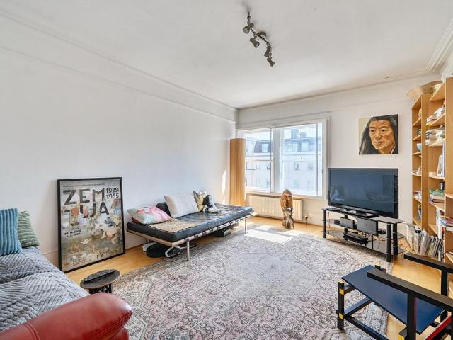 Flat for sale in Greater London
