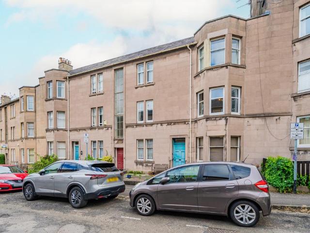 Flat for sale in Stockbridge, Scotland