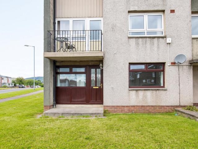 Flat for sale in Dumfries, Scotland