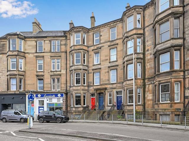 Flat for sale in Merchiston, Scotland