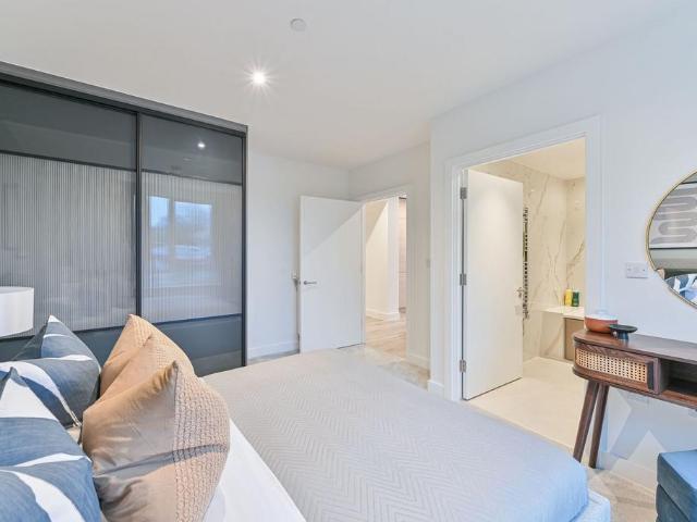 Flat for sale in Kidbrooke, Greater London