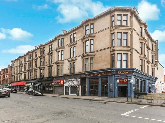 Flat for sale in Partick, Scotland