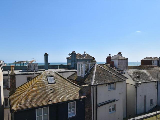 Flat for sale in St Leonards, Hastings
