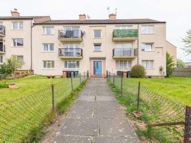 Flat for sale in Telford, Drylaw