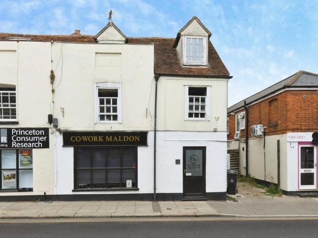 Flat for sale in Maldon
