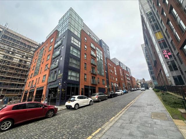 Flat for sale in Ropewalks, Calderstones