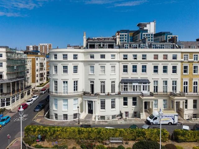 Flat for sale in Kemptown, Brighton & Hove