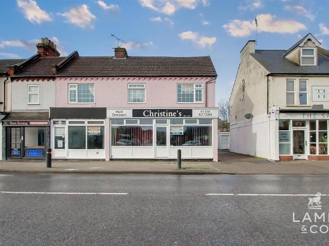 Flat for sale in Dale Hill, Essex