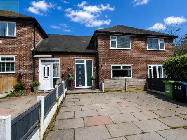 Flat for sale in Trafford Park, Greater Manchester