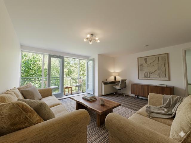 Flat for sale in St. Mildred's, The Bridge