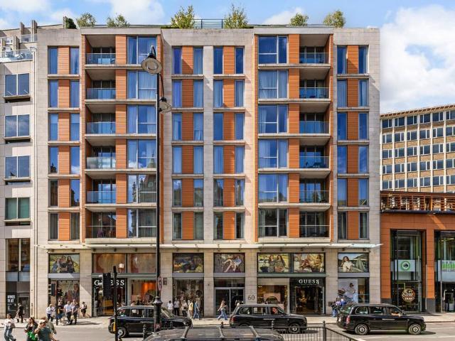 Flat for sale in Knightsbridge, Greater London
