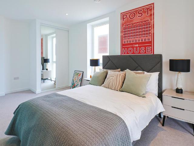 Flat for sale in London Borough of Hounslow, Cat Hill