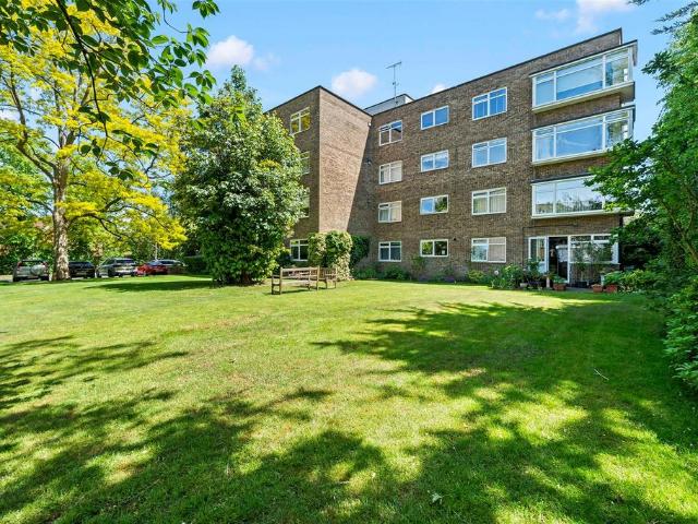 Flat for sale in Abbotswood, Westborough