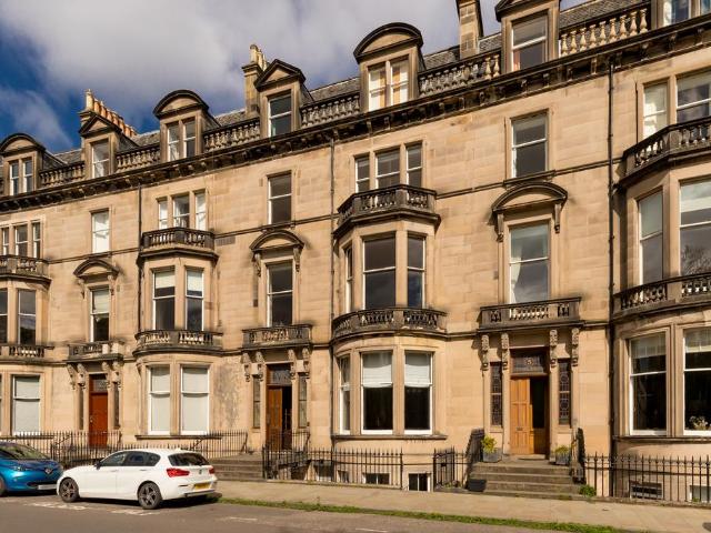 Flat for sale in Haymarket, Scotland