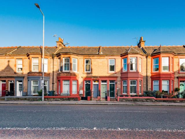 Flat for sale in Willowbrae, Scotland