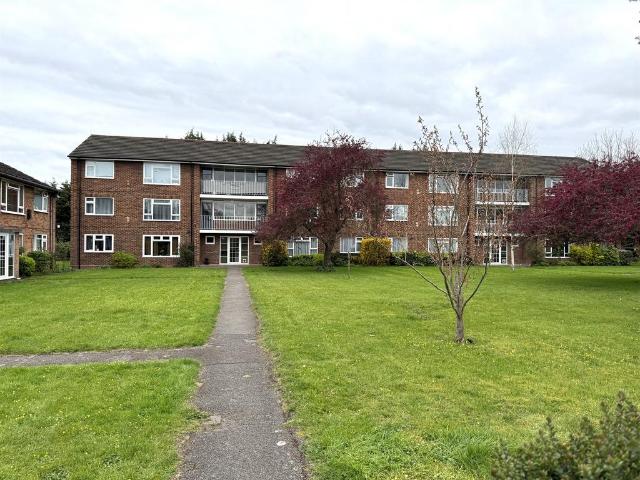 Flat for sale in Maidenhead