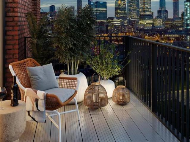 Flat for sale in Blackwall, Greater London