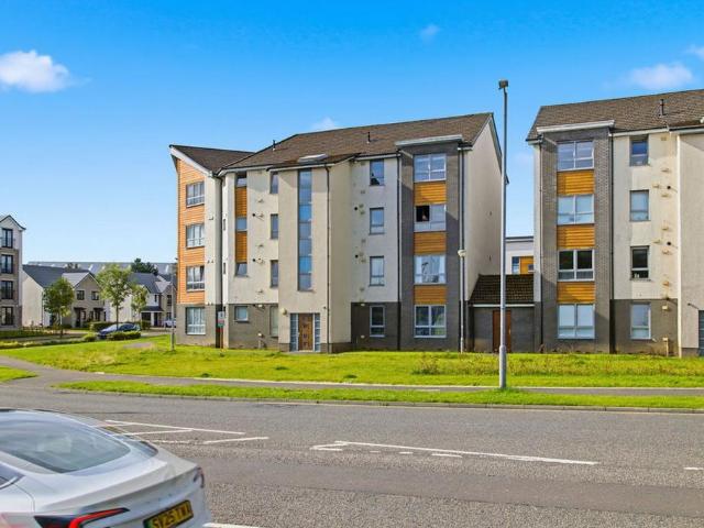 Flat for sale in Stanwix, Scotland