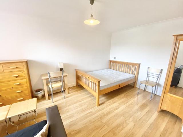Flat for sale in Lakenham, East Bank