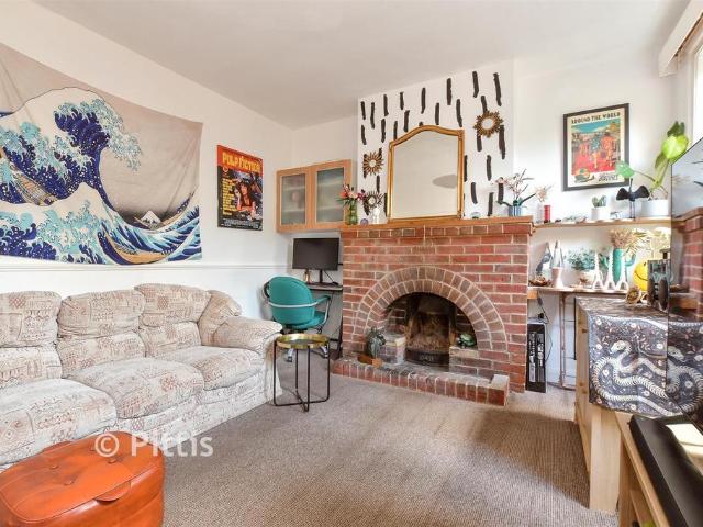 Flat for sale in Freshwater, Isle Of Wight