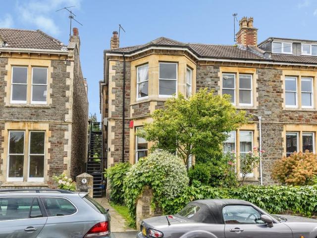 Flat for sale in Feckenham, City Of Bristol