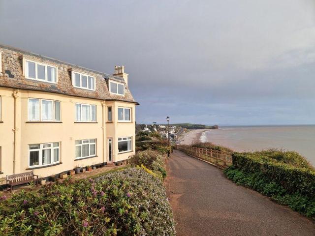 Flat for sale in Budleigh Salterton, Budlake