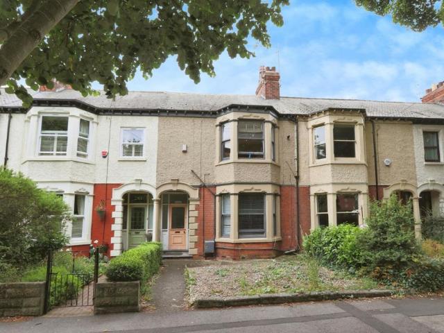 Flat for sale in Avenues, Hull