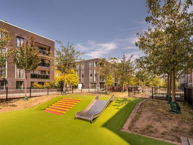 Flat for sale in Stratford Marsh, Greater London