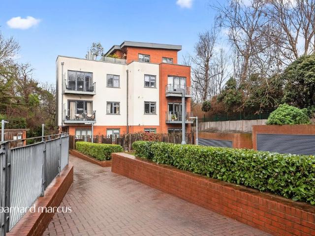 Flat for sale in Woodside Park, Isle Of Man