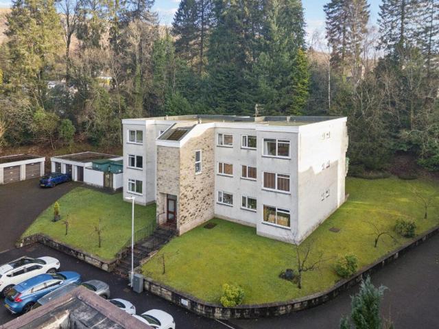 Flat for sale in Blanefield, Scotland