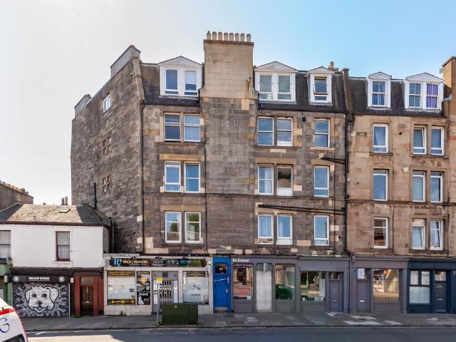 Flat for sale in North Leith, Trinity