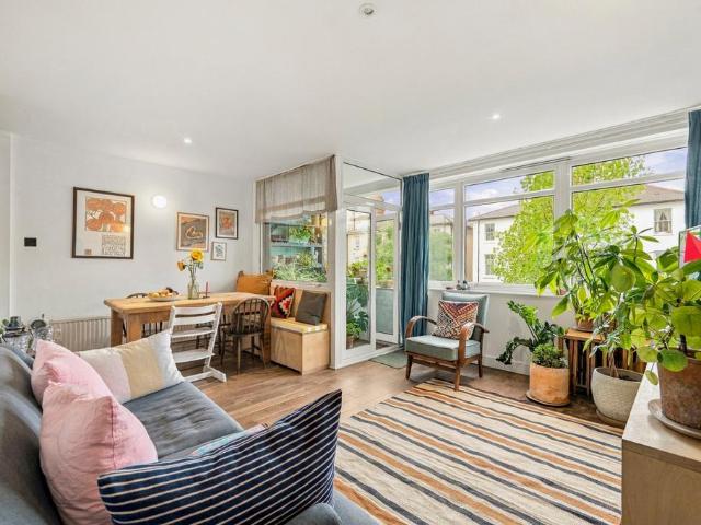 Flat for sale in London Borough of Camden, Greater London
