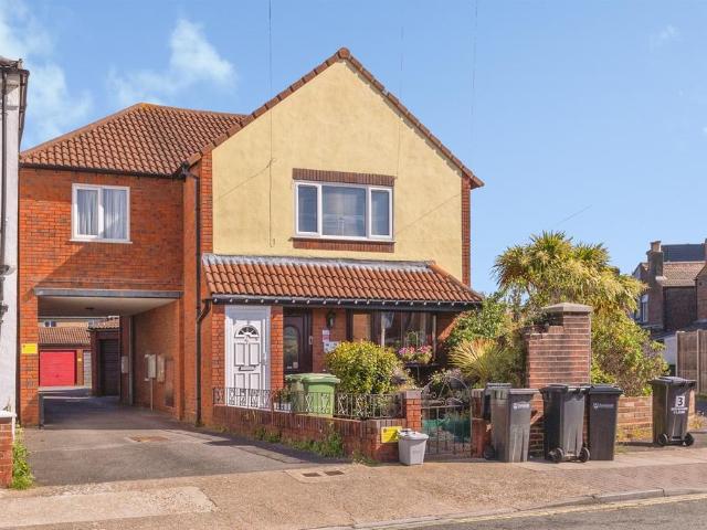 Flat for sale in Tipner, City Of Portsmouth