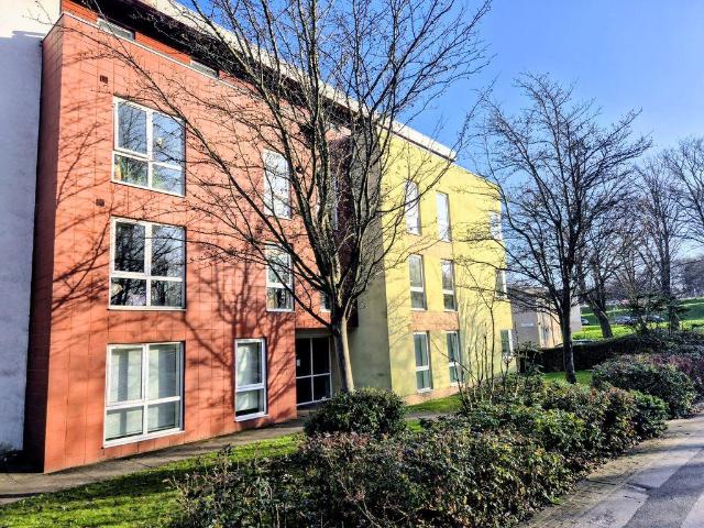 Flat for sale in Woodhouse, West Yorkshire