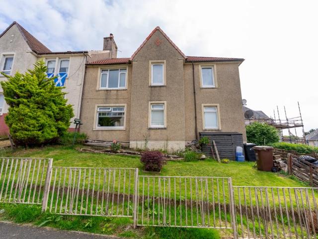 Flat for sale in Glenboig, Scotland