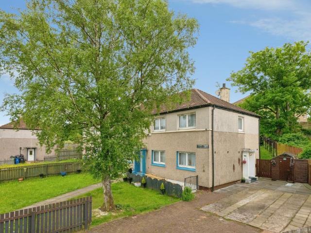 Flat for sale in Milton, Scotland