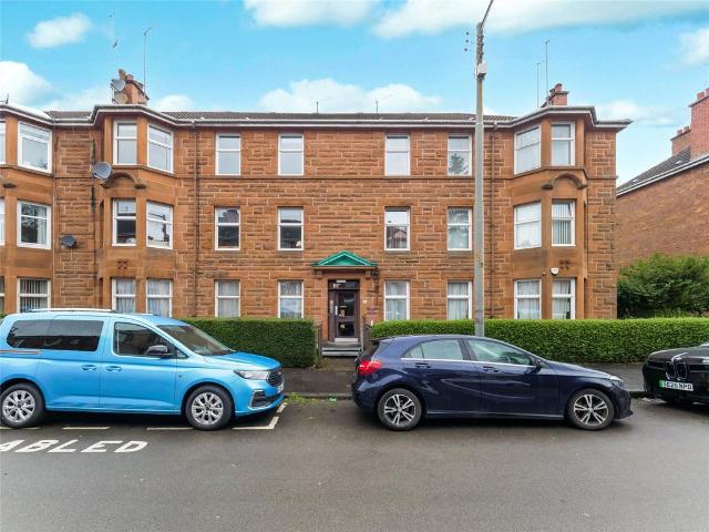 Flat for sale in Crossmyloof, Scotland